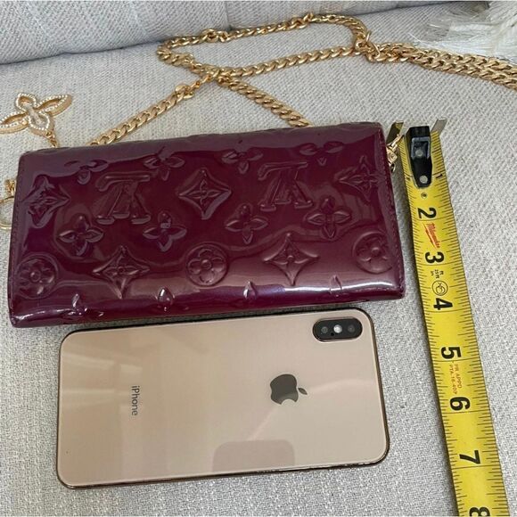 Louis Vuitton Monogram Maroon Crossbody Wallet - Picture 9 of 9